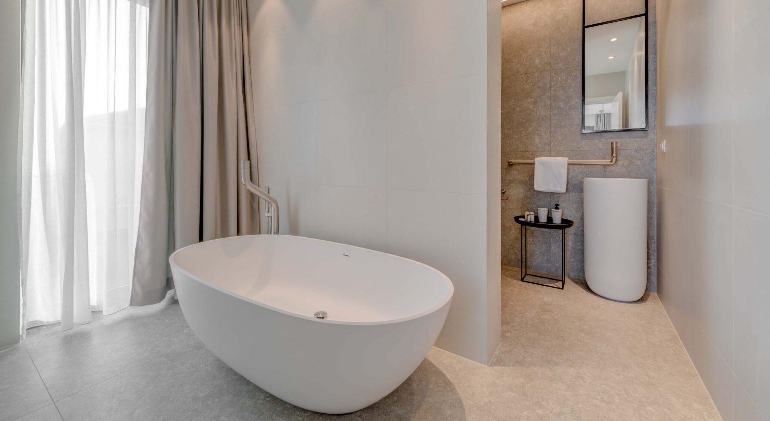 Foto: vrijstaande bad lee o wonen nl