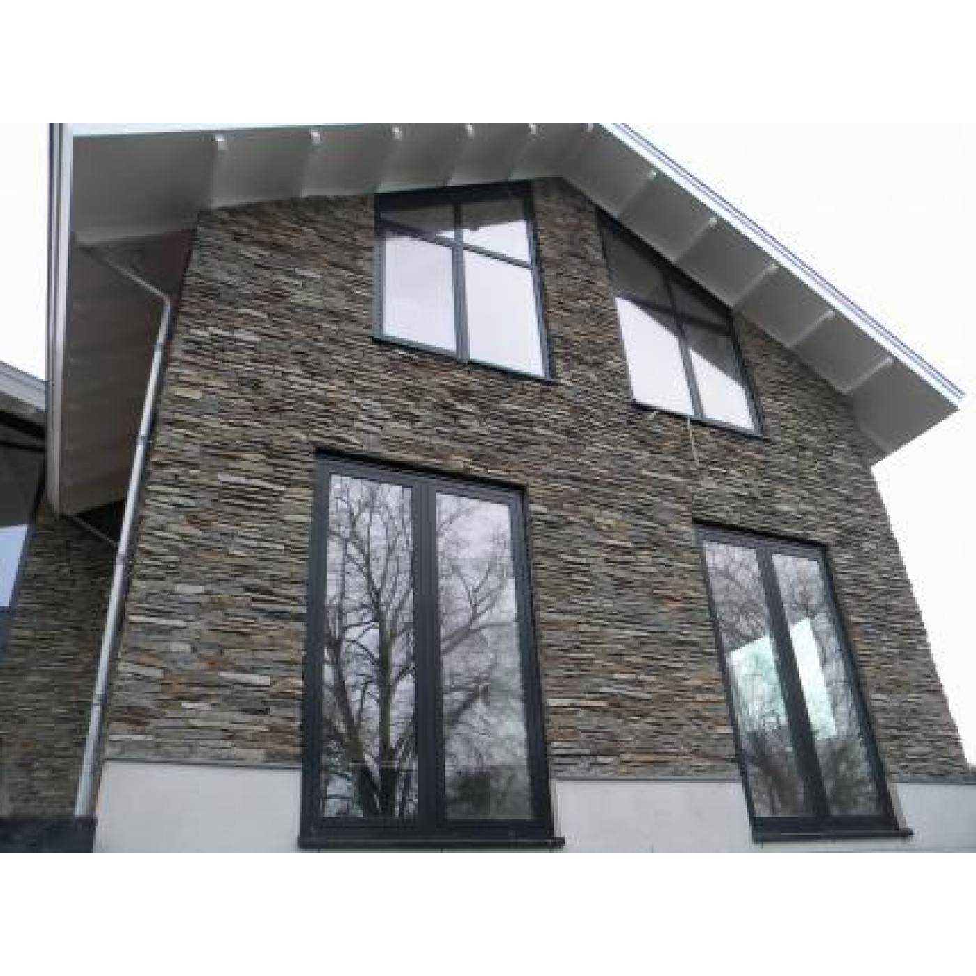 Foto: buiten gevel praag e46 1400x1400w