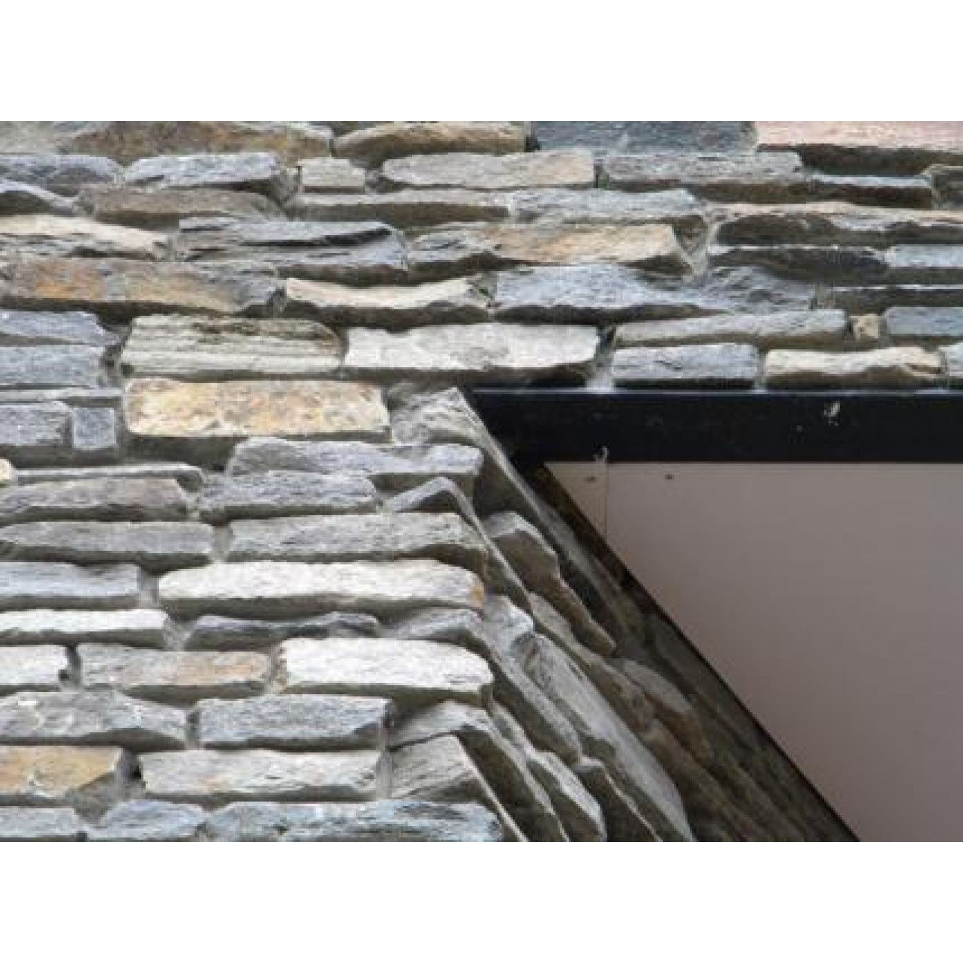 Foto: buiten gevel praag e47 1400x1400w