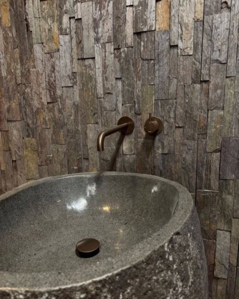 Foto : Ontdek de vernieuwde Hotbath design kranen collectie