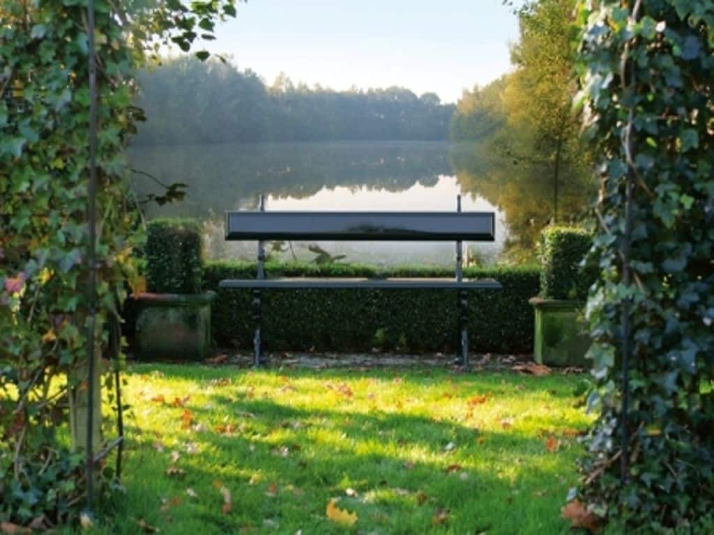 Foto: Gardeluxe Garden bench Hera 1