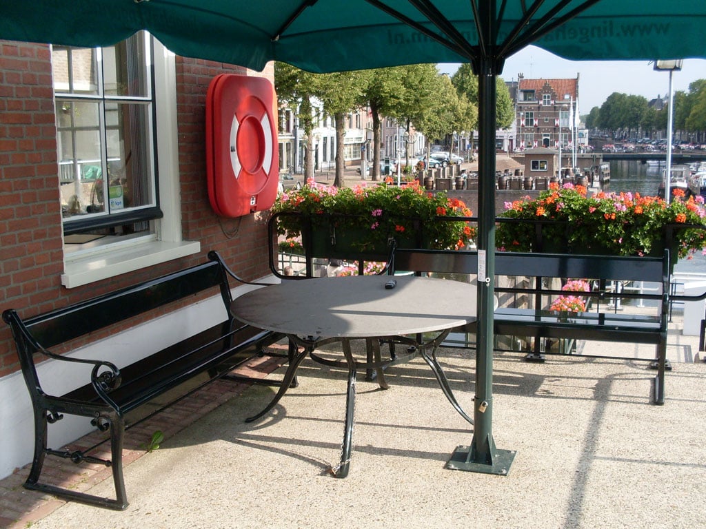 Foto: gardeluxe parkbank poseidon sfeer 06