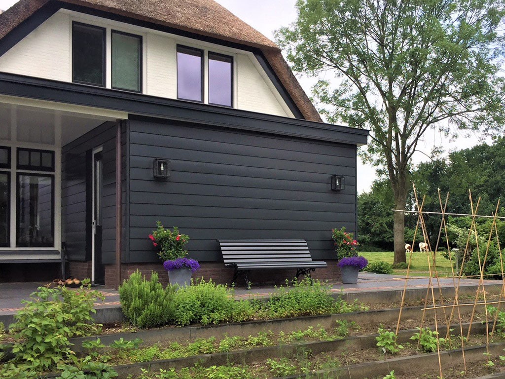 Foto: gardeluxe tuinbank artemis sfeer 03