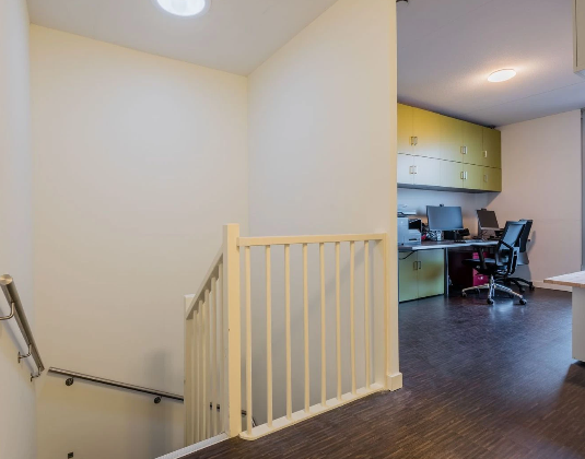 Foto : Daglicht in het trapgat: zo maak je je trappenhuis lichter en veiliger