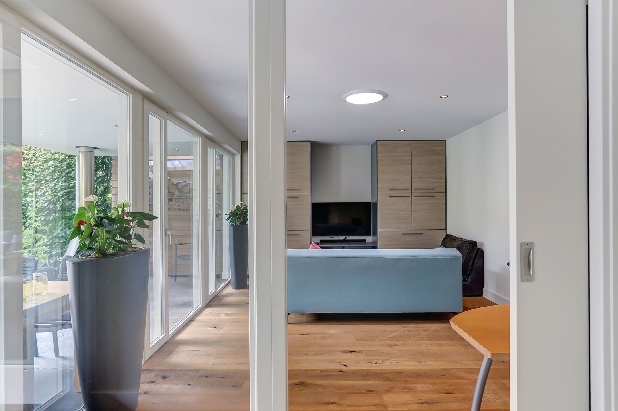 Foto : Daglichtbuis woonkamer | Meer natuurlijk licht en sfeer