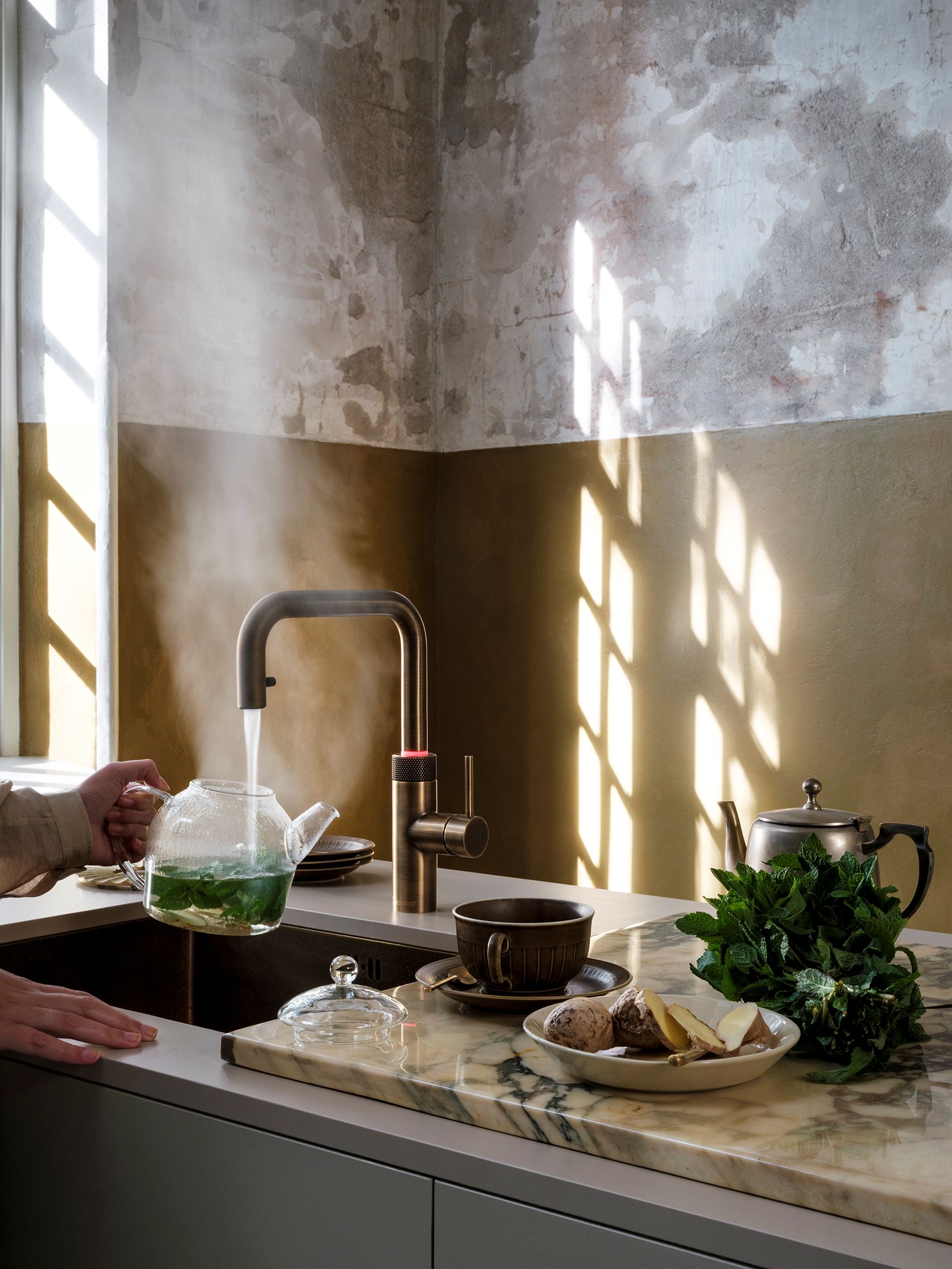 Foto: 2971 Flex Square Patinated Brass High End Boiling