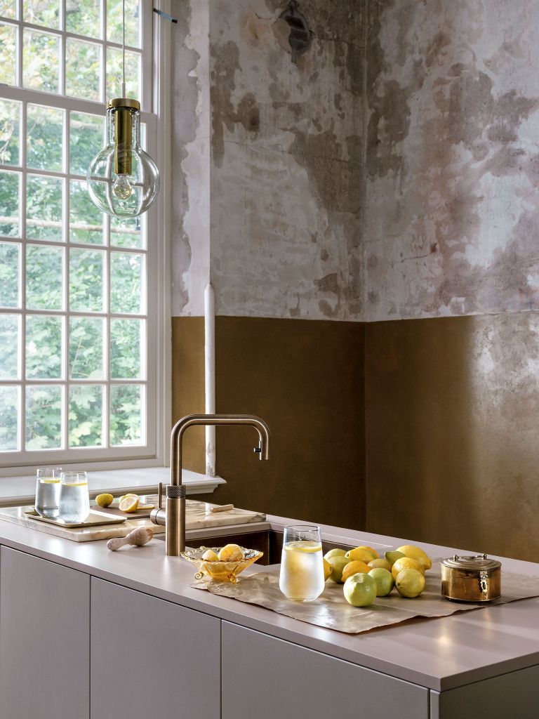 Foto: 2964 Flex Square Patinated Brass High End Chilled no model