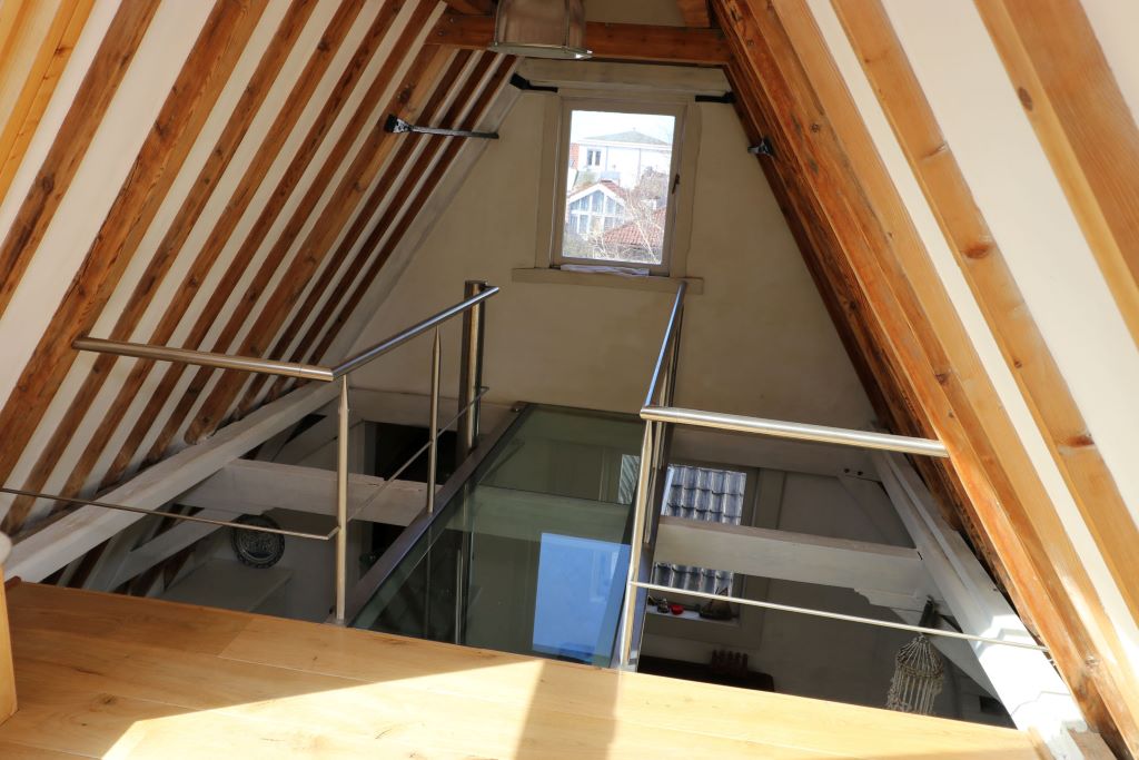 Foto: Wonennl Allstairs trappen 1824 05 particulier staal