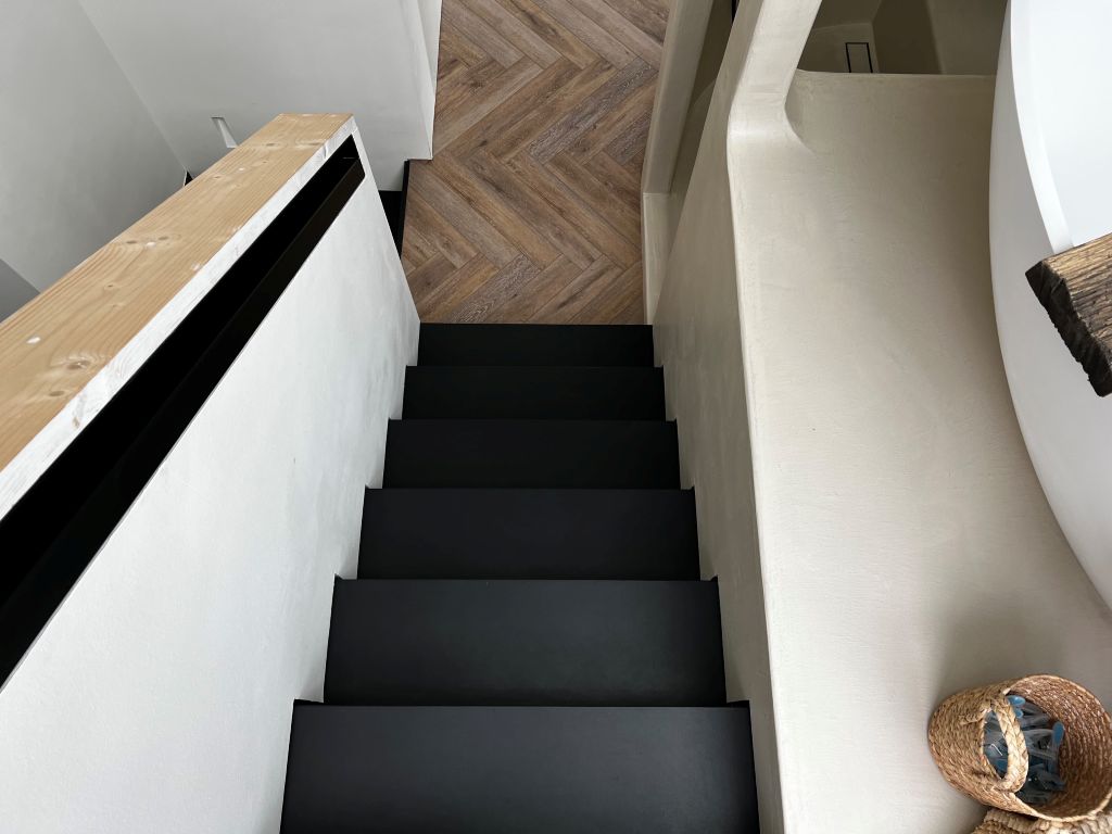 Foto: Wonennl Allstairs trappen Dichte stalen trappen 03