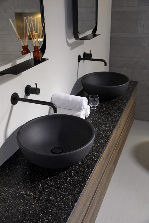 Foto: mini STONE 200CM WA TER DGR KOM BET RND SP CONTOUR ZW DETAIL 1