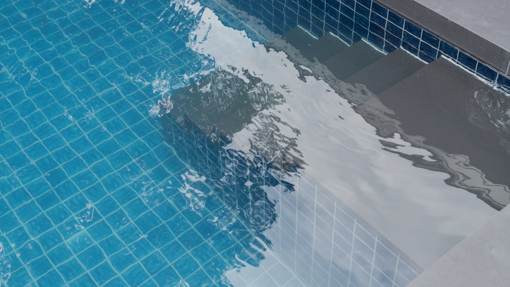 Foto: Inbouwzwembad bouwkundig tweede foto beton desk 2000x1125