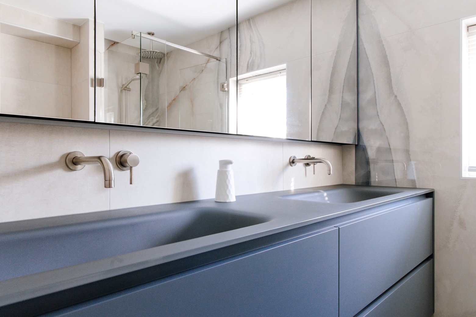 Foto : Project: luxe en compacte badkamer | Luca Sanitair