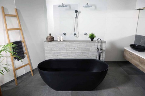 Foto : Nieuw: vrijstaand zwart bad van solid surface | Luca Sanitair