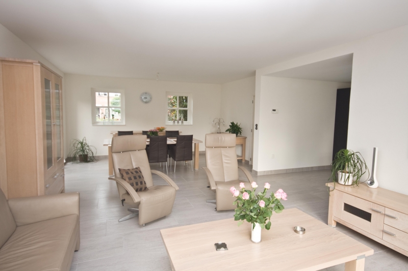 Foto: Wonennl Decork kurkvloer woonkamer beige