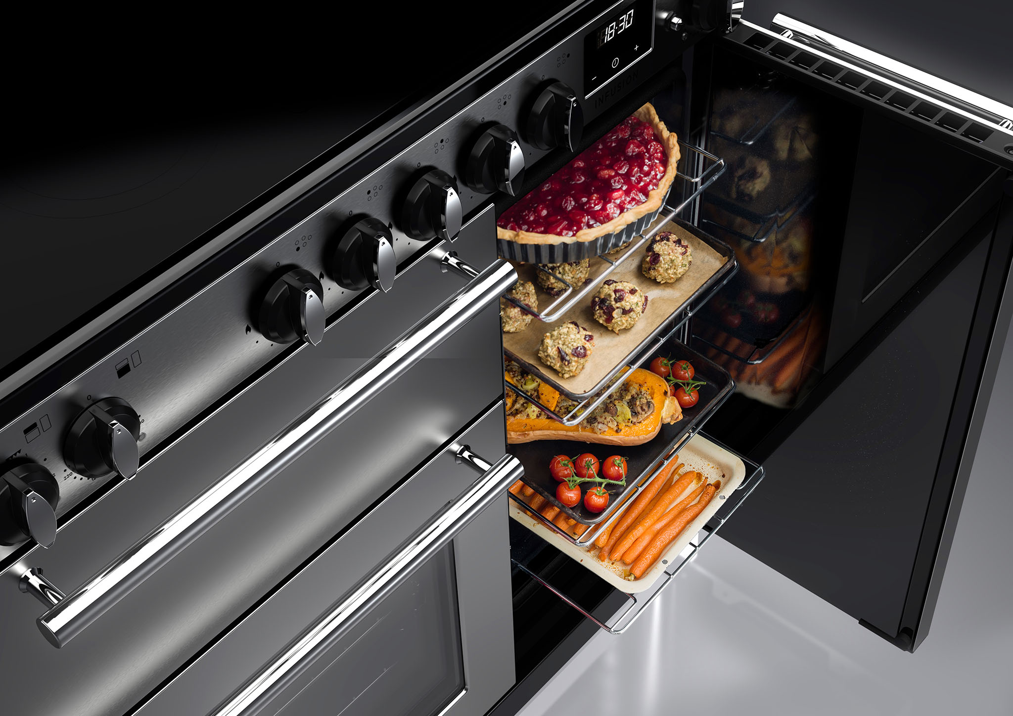 Foto: Tieleman Keukens Falcon Fornuizen Falcon Infusion 2026 Induction Tall fan oven with food