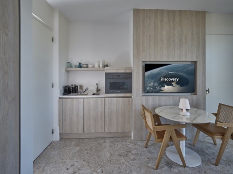 Foto : Binnenkijker; Tieleman-keukens in Summum Suites in Domburg