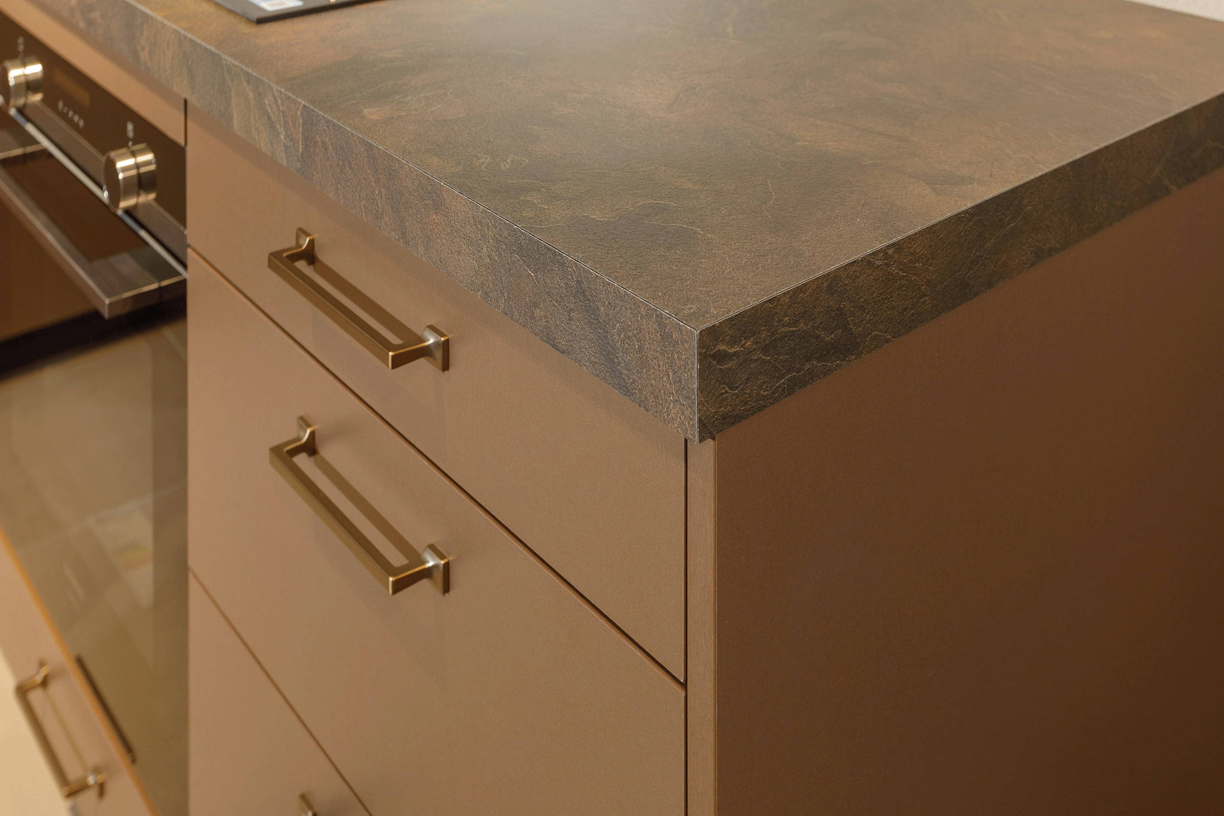 Foto: Studio 38 Tieleman Keukens Showroomkeuken Studio 38 Keller Boston Bronziet Cactus 12