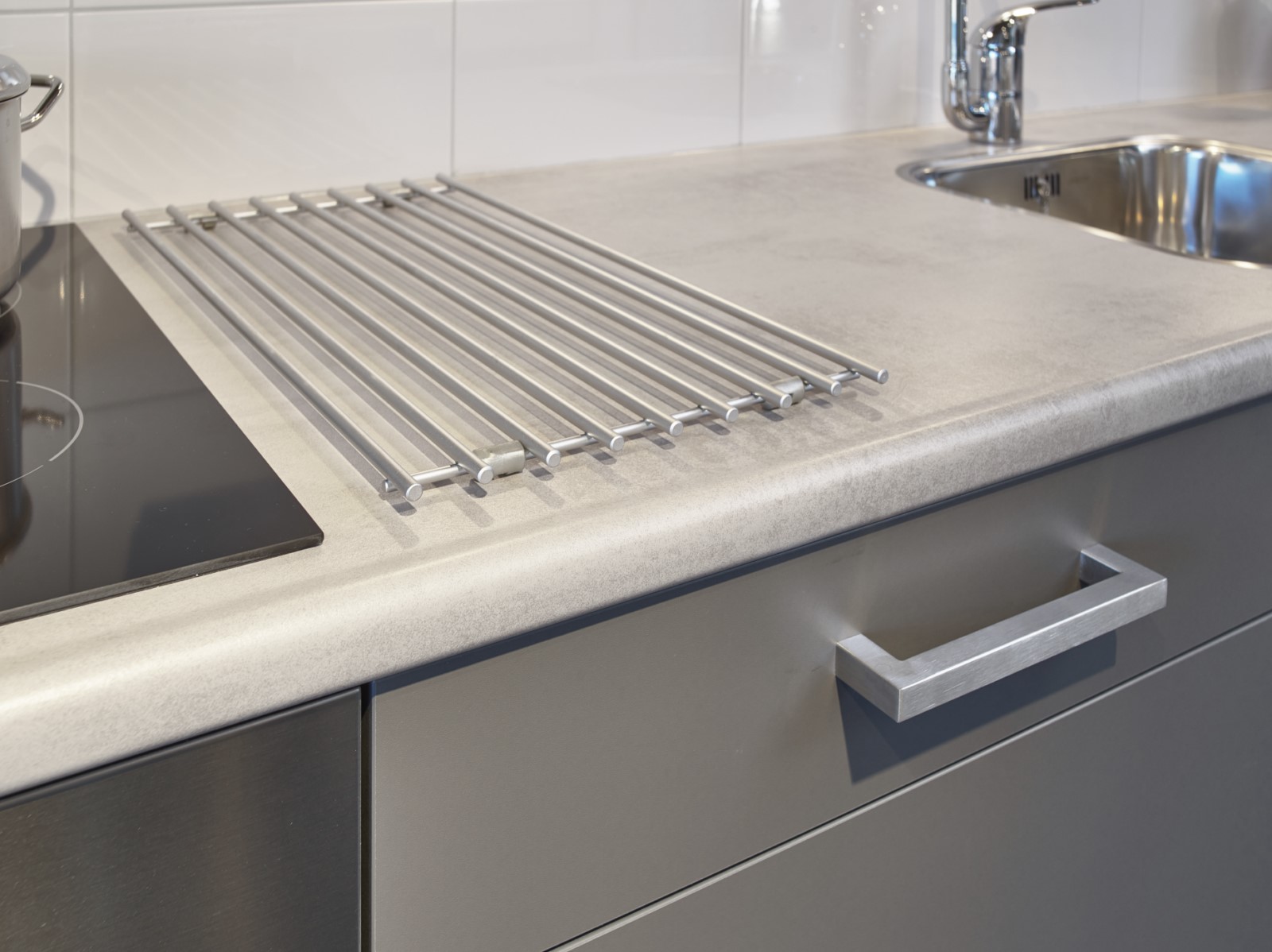 Foto: Studio 16c Keller Prolux Elba keuken kleur Basalt Tieleman Keukens 8  woningbouw 