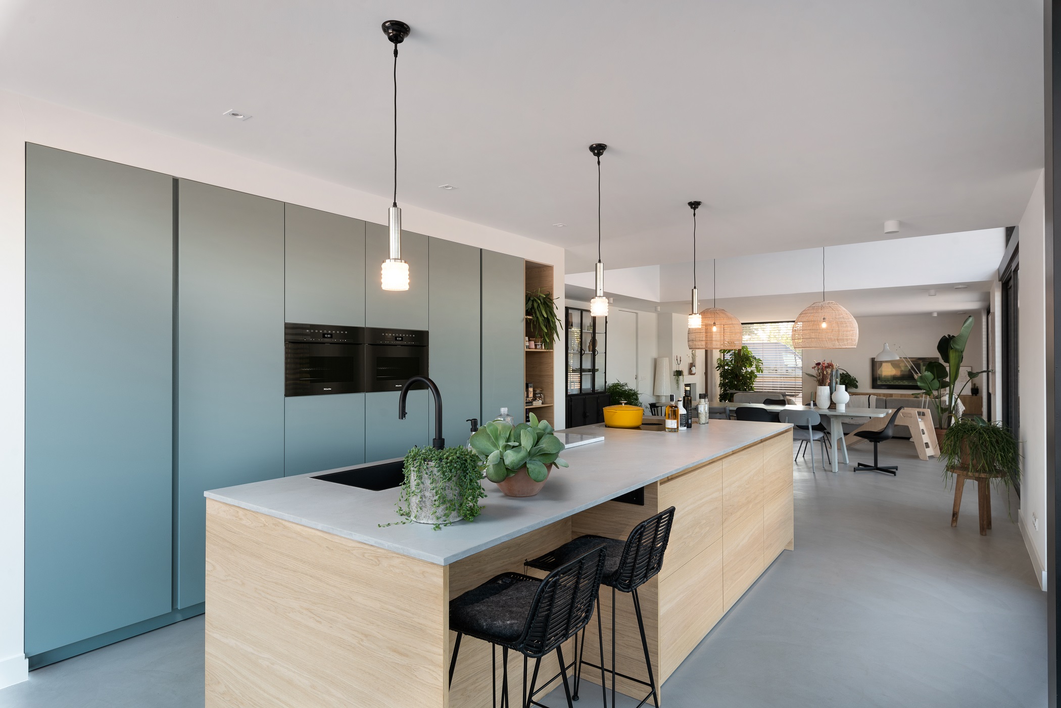 Foto: Mereno Pavia fjordgroen met Milano eiken fineer geplankt overzicht 1