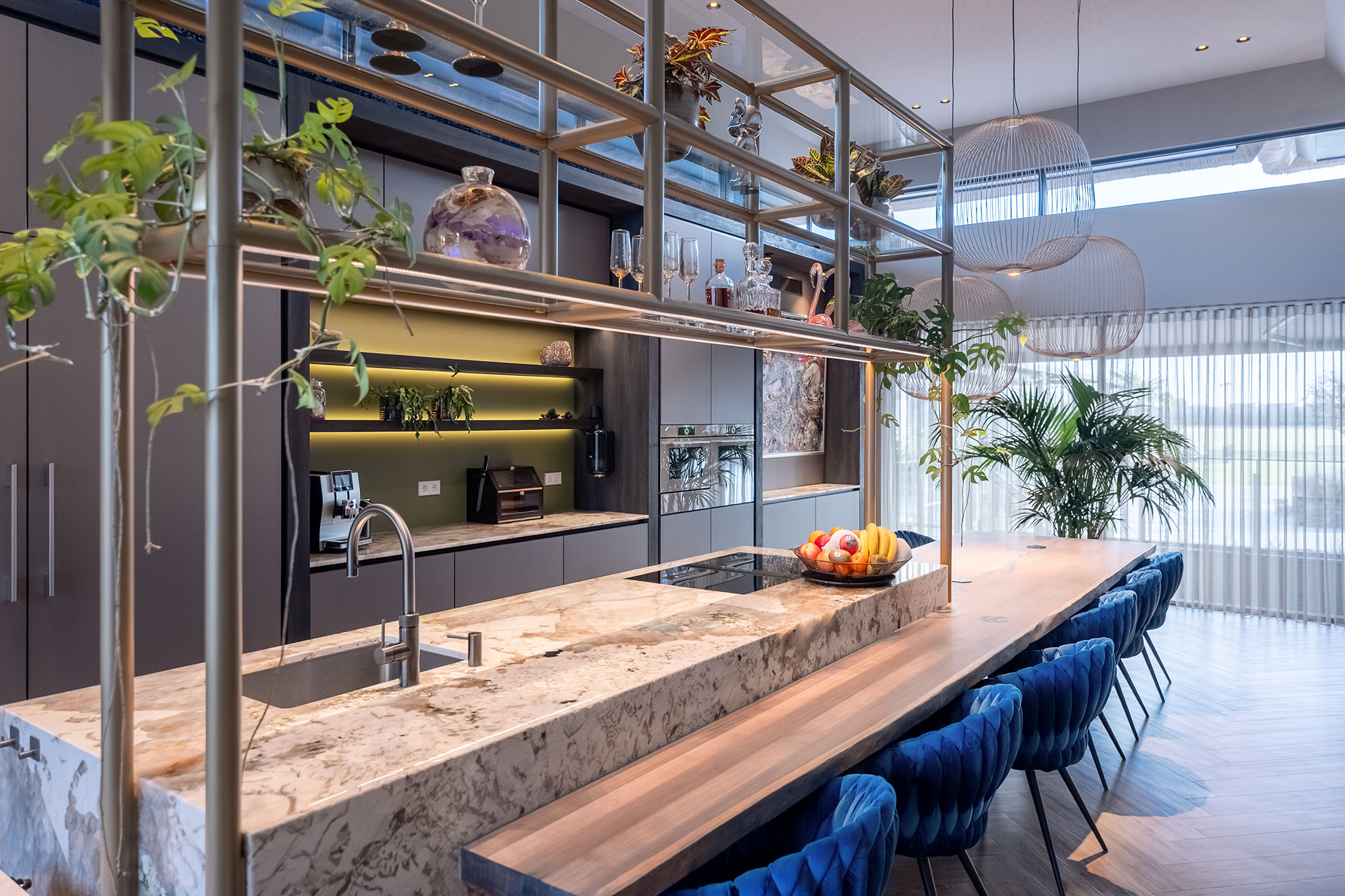 Foto: tieleman keukens geplaatste keukens noordwijkerhout maatwerk leef en woonkeuken mereno milano met bokmerk grillo bora vzug liebherr quooker 7