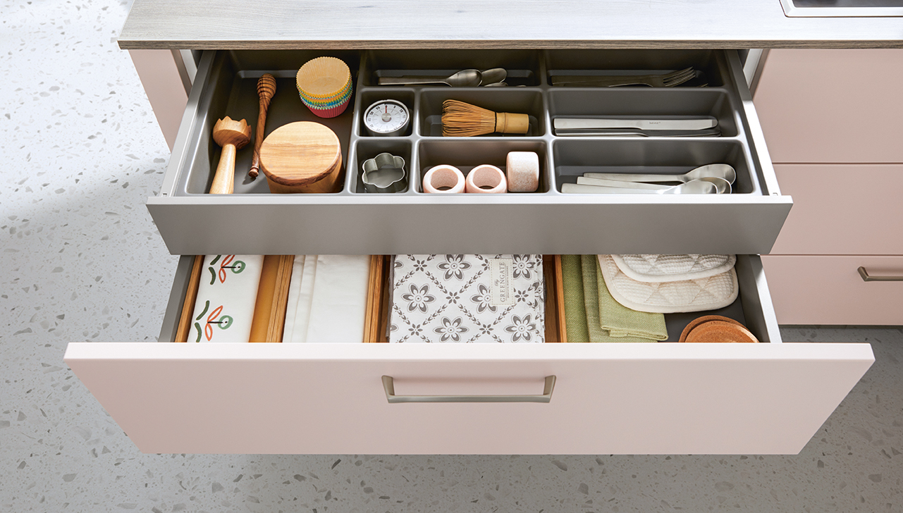 Foto: Tieleman Keukens Schuller Biella Zachtroze Satijn 6