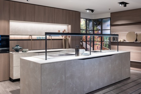 Foto : Keukeninspiratie: Moderne Italiaanse keuken met kookeiland