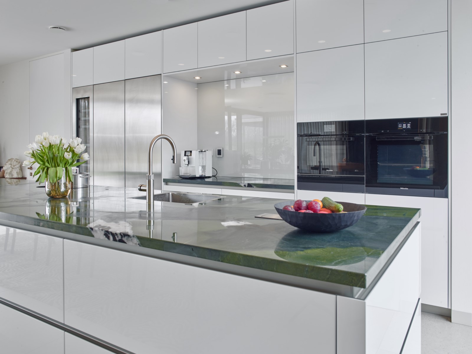 Foto: Binnenkijker familie Kranendonk Numansdorp Snaidero Wit hoogglans keuken 4  1600x1200 