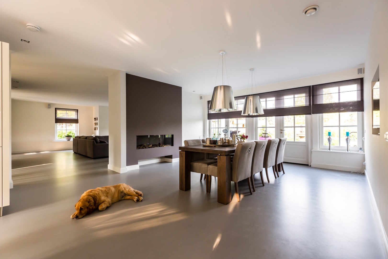 Foto: Herenhuis bouwen   Gietvloer over de gehele begane grond   Lichtenberg Exclusieve Villabouw