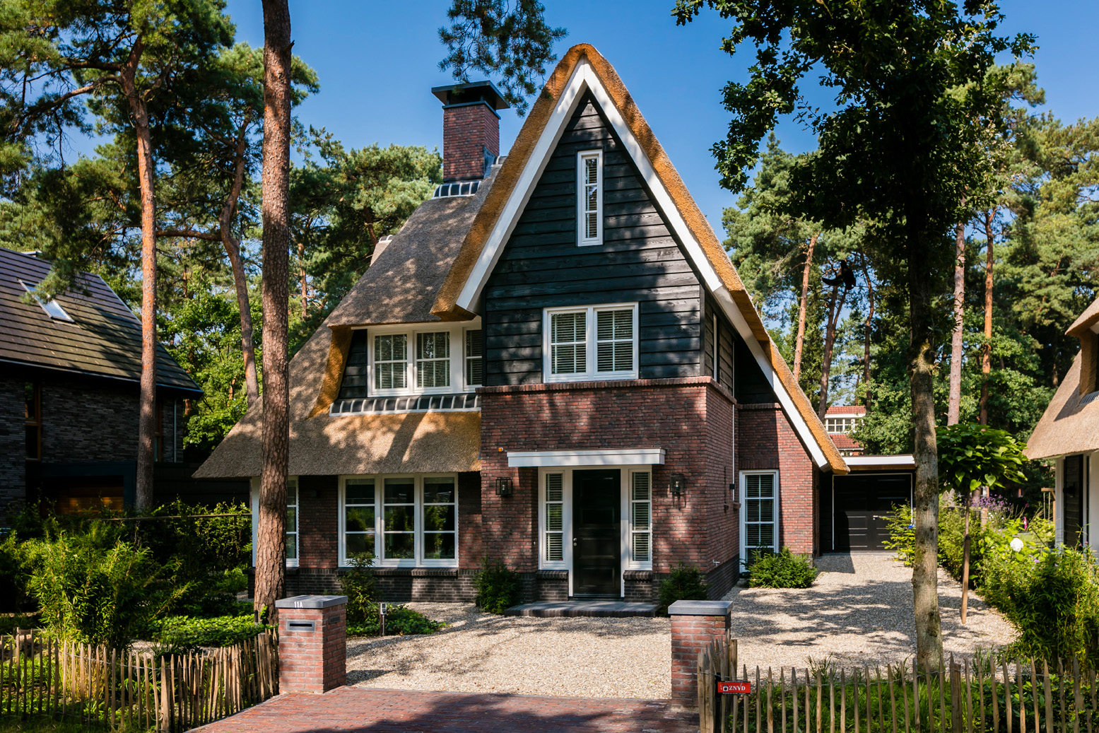 Foto: Villa bouwen   Rietgedekte villa te Zeist   Lichtenberg Exclusieve Villabouw  2 