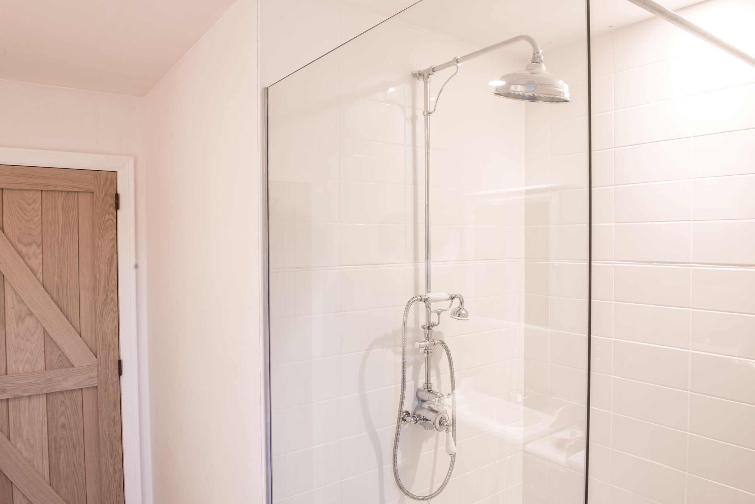 Foto: Kenny amp Mason Traditional thermostatic shower 2 1
