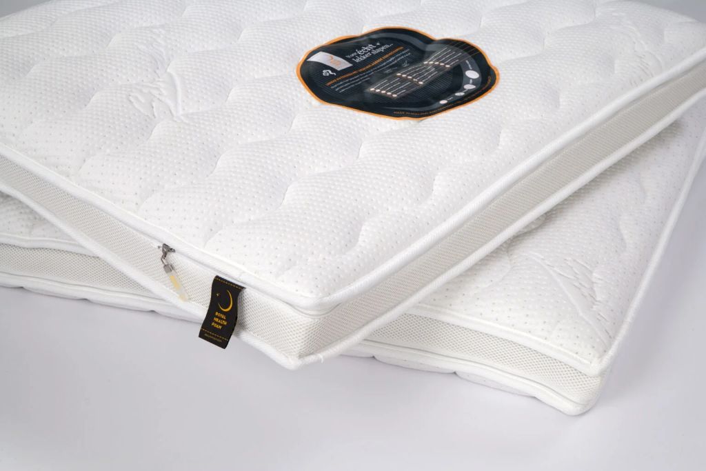Foto : Meer slaapcomfort zonder een nieuw matras? Ontdek de toppers van Royal Health Foam