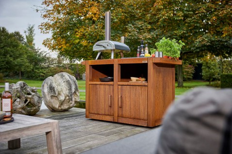 Foto : BBQuar: de stoere barbecue tafel van Cortenstaal