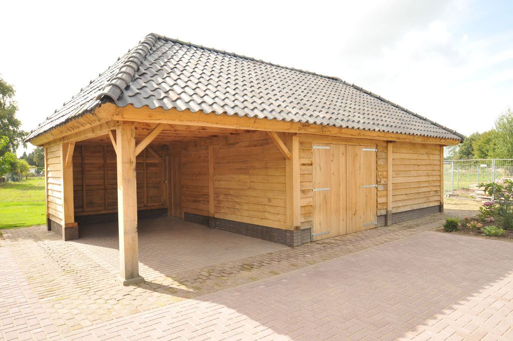 Foto: eiken cottage carport koetshuis 3