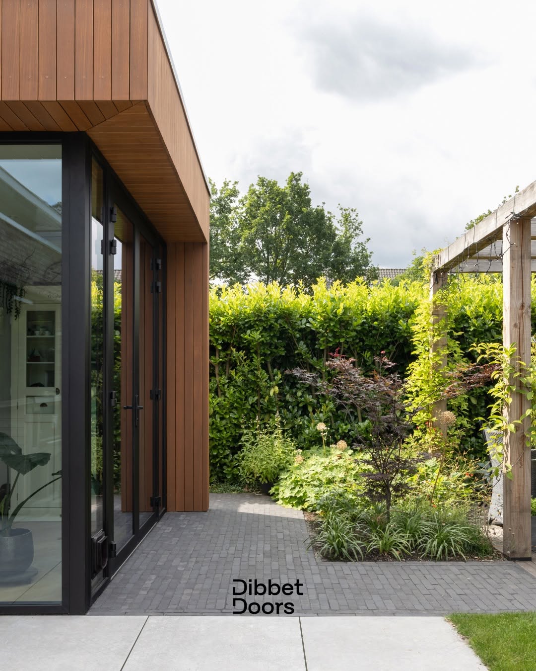 Foto: dibbet doors wonen nl tuin