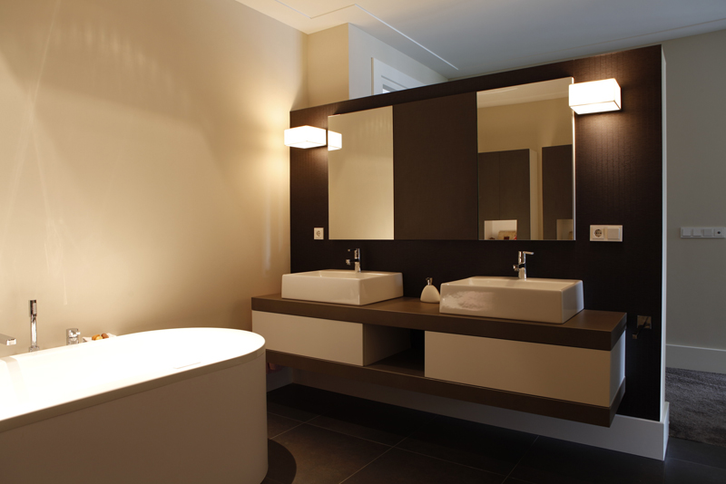 Foto: Mereno twee badmeubels Beringe