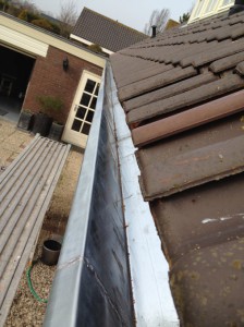 Foto: Dakgoot vervangen Witte Uitgeest 1