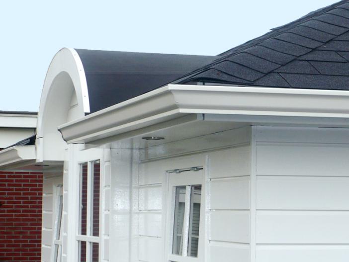 Foto: Naadloze aluminium dakgoot Polyline 3