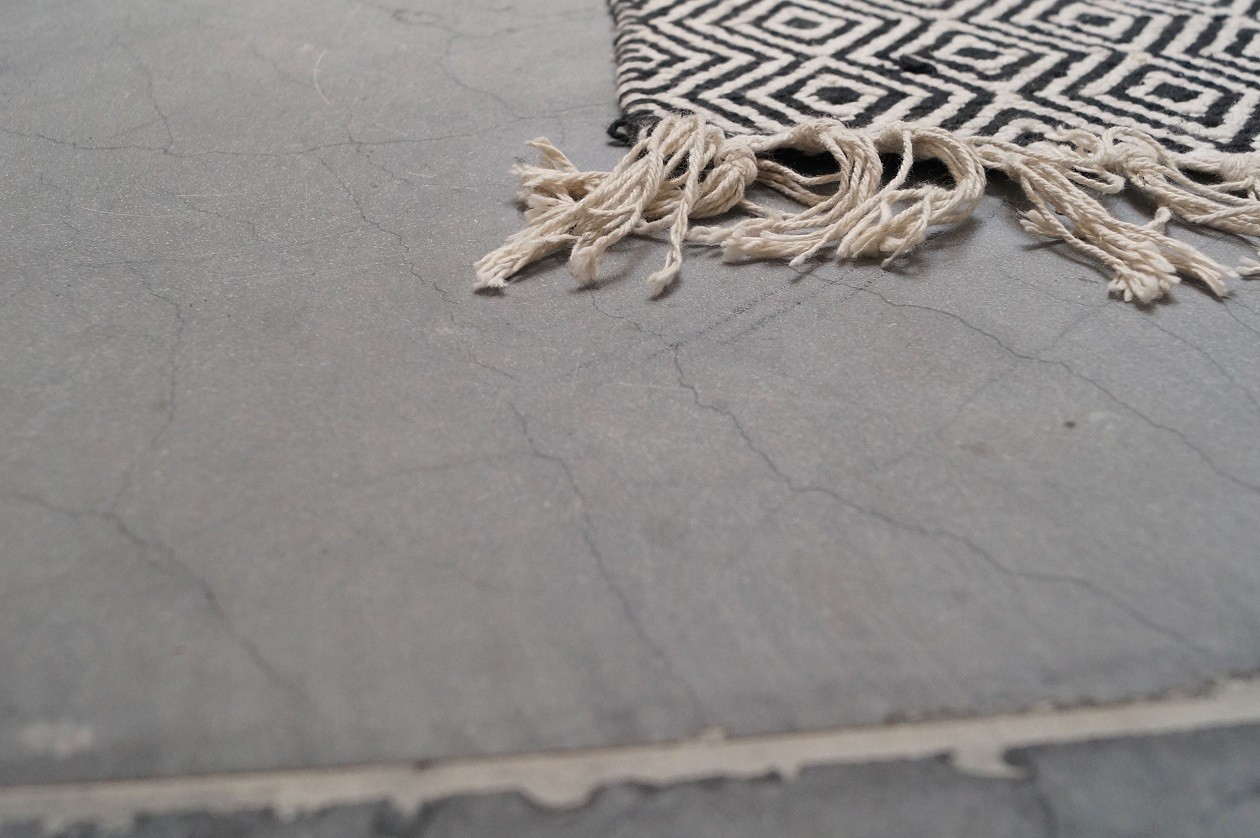 Foto: w3 Vietnamese Hardsteen geschuurd 2 vk