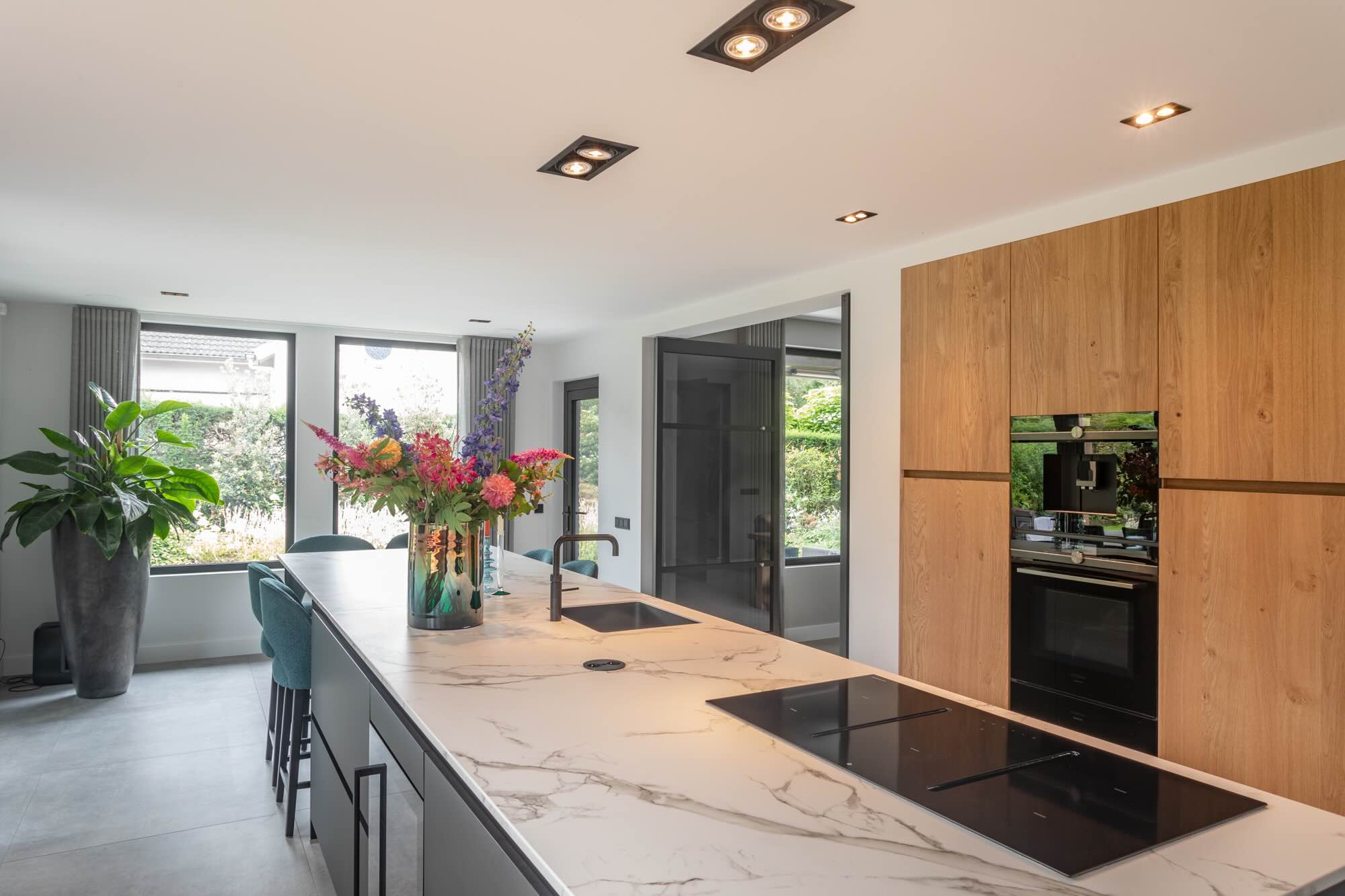 Foto : Keukenrenovatie zonder sloopwerk: geef je keuken een tweede leven