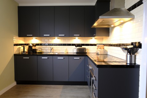 Foto : Toe aan een nieuwe keuken? Waarom keukenrenovatie vaak de slimste keuze is