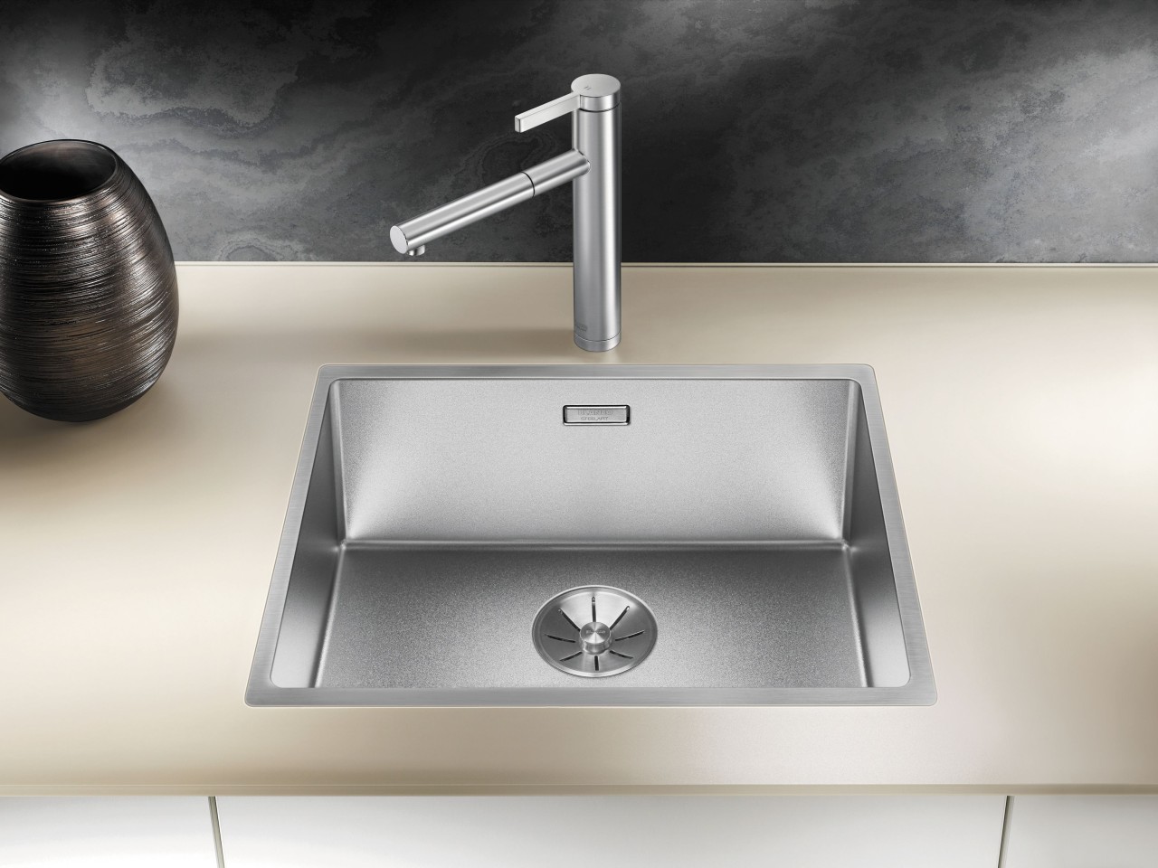 Foto: 01973821g claron 500 if image 1280w 960h