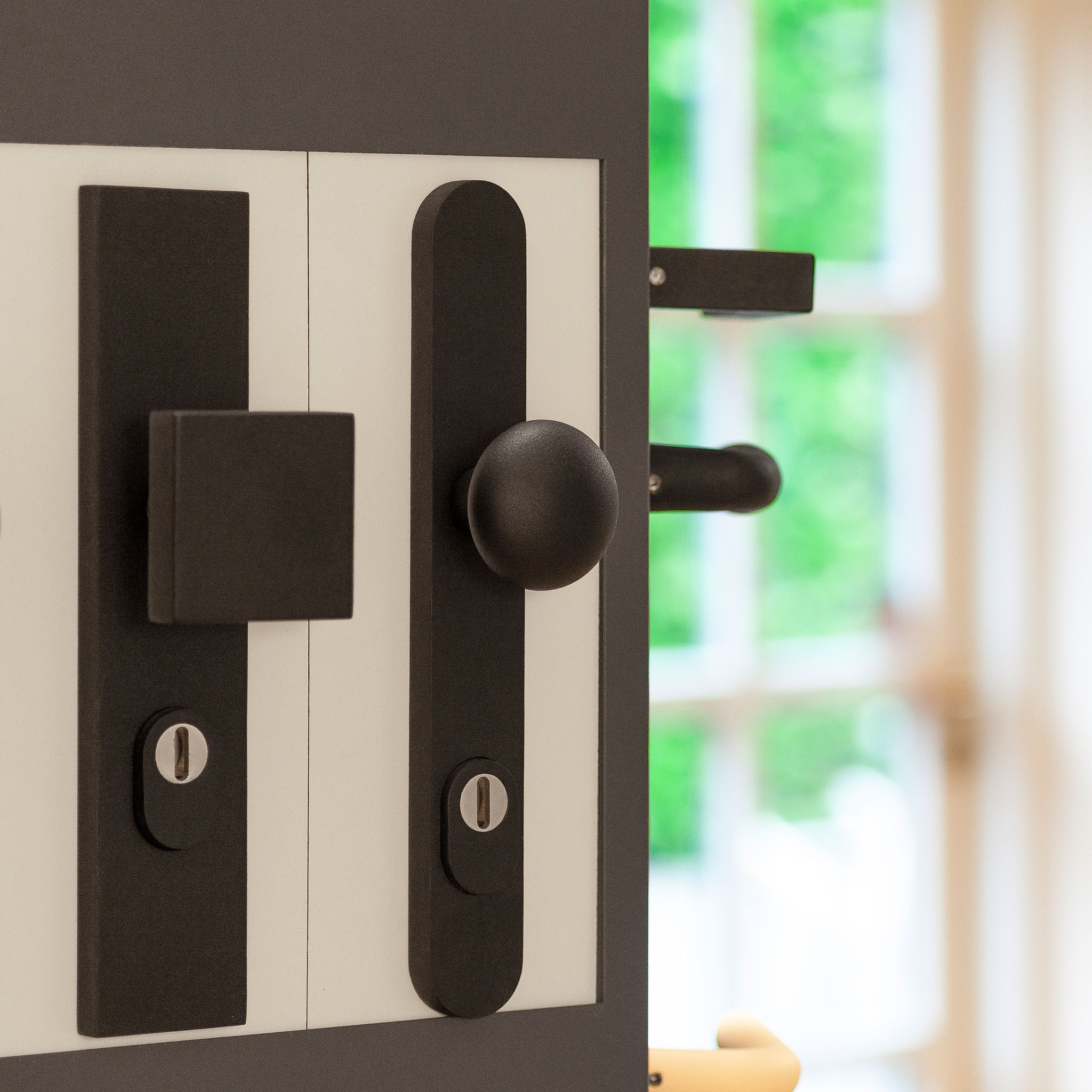 Foto: deurbeslag wonennl veiligheidsschilden 02