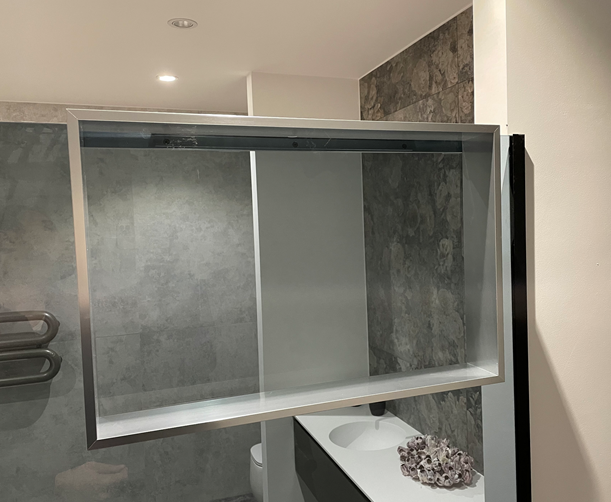 Foto: design bath douchenis doucherek en handdoekhaak rvs look voor over douchewand 12089532937 sfeer