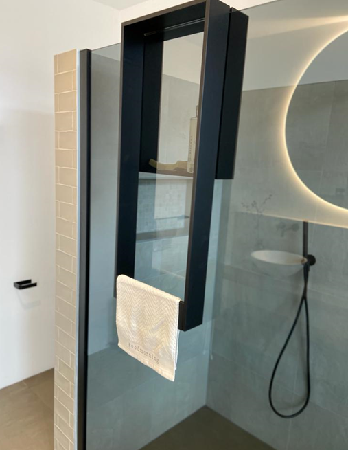 Foto: design bath douchenis doucherek en handdoekrek mat zwart voor over douchewand 12089532934 prodddddd