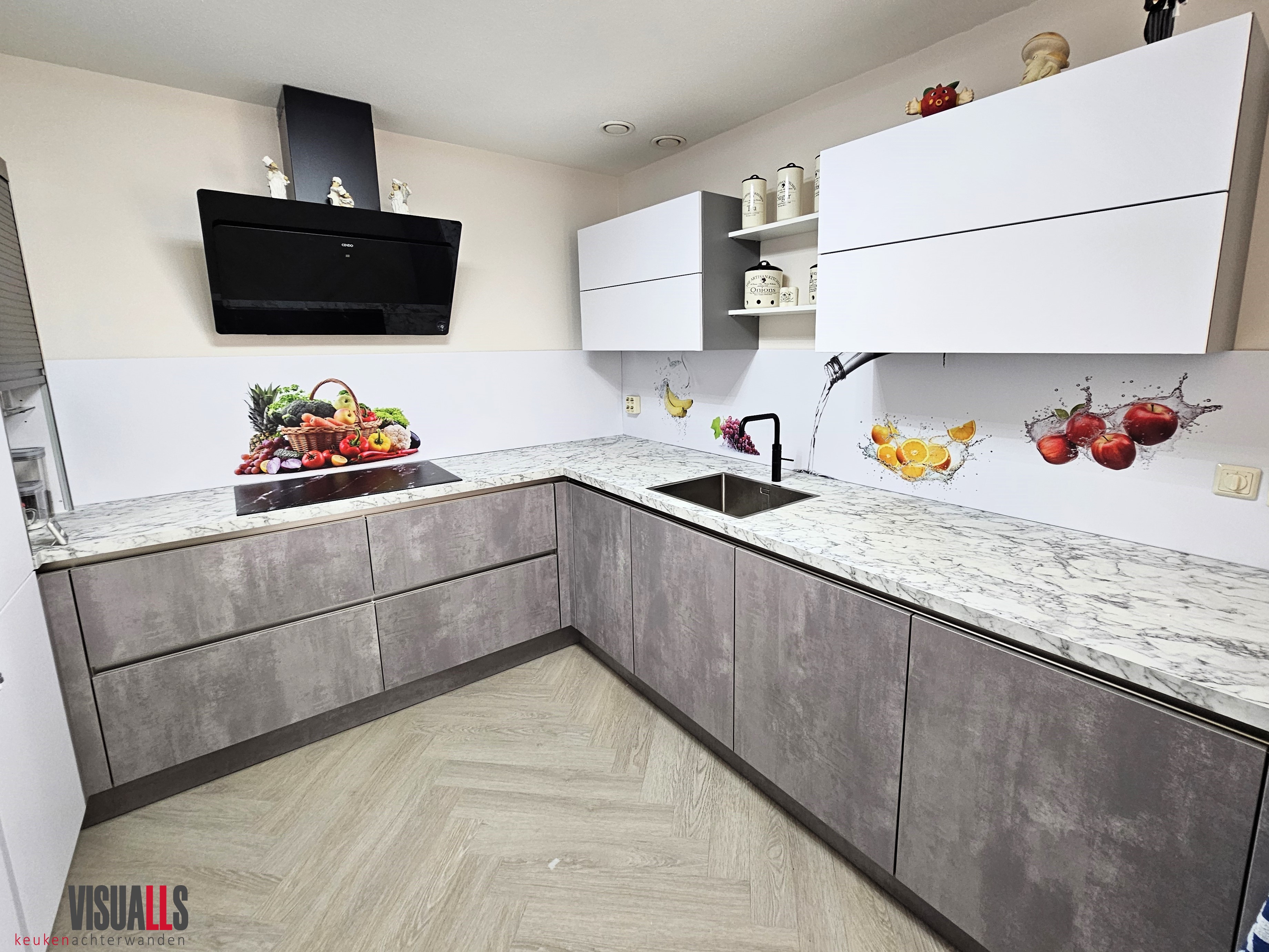 Foto: 232688 P243 fles eigen afbeeldingen water fruit groente logo