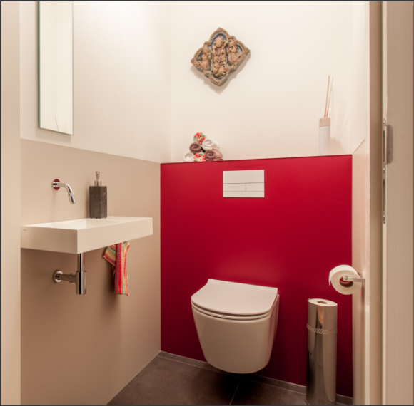 Foto: Toilet ombouw bekleed met Bokmerk.PNG 2