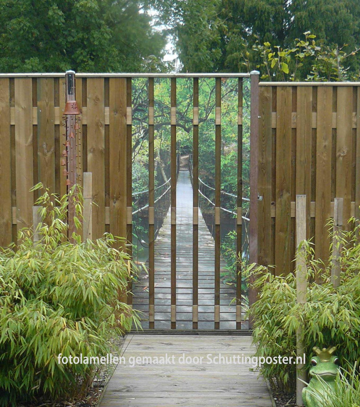 Foto: w3 schuttinglamellen tuinposter hangbrug