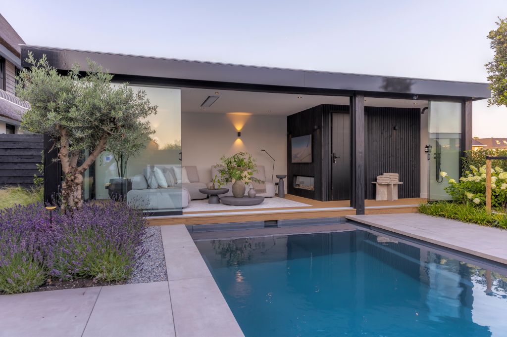 Foto: AquaNova 77 antraciet Rotterdam  11 