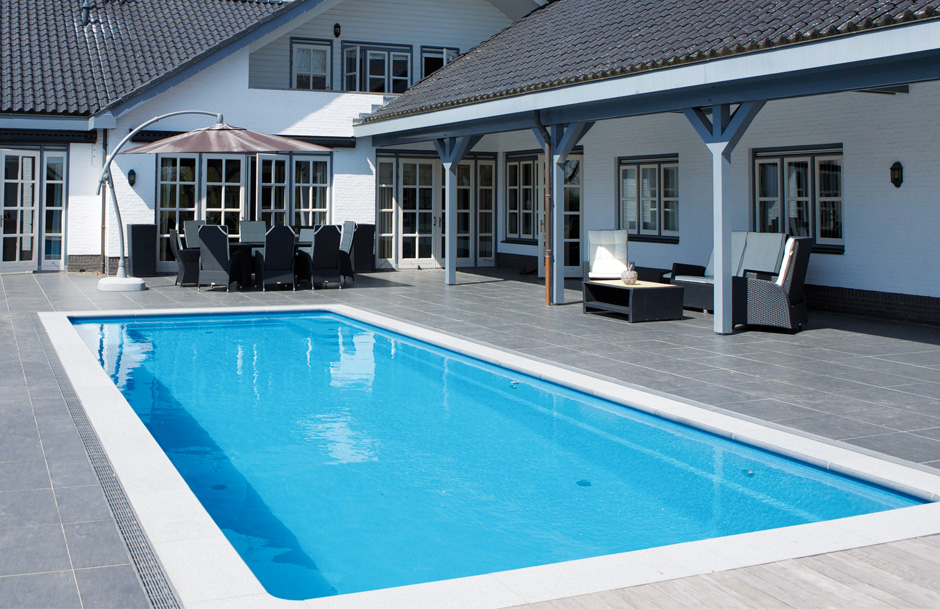 Foto: Compass Pools carbon keramisch 03