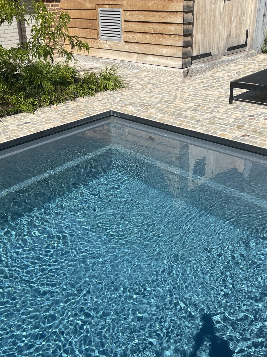 Foto: Wonennl Compass Pools Project XL Lounger 115 Nova Grey 7